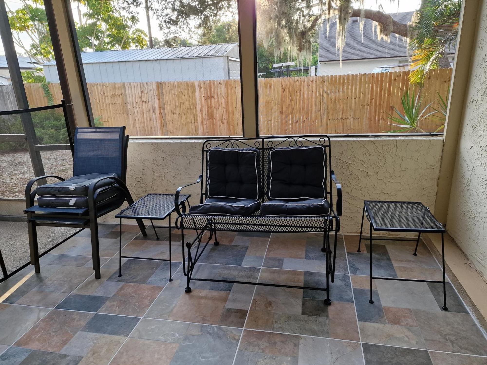 Hébergement de vacances Comfortable Home, Heated Salt-cell Pool, 10 Min To